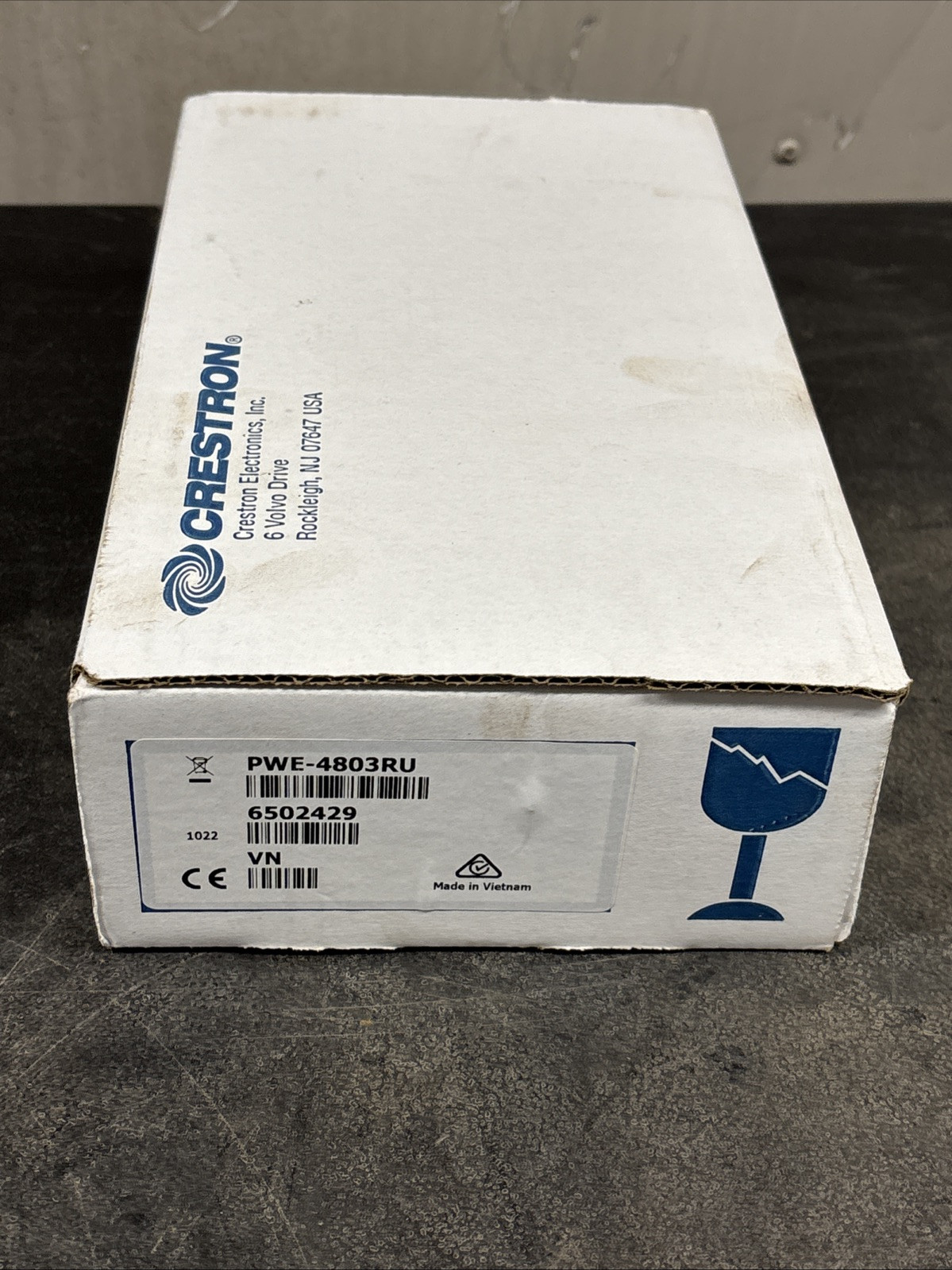 NEW Crestron PWE-4803RU PoE Injector Power Over Ethernet