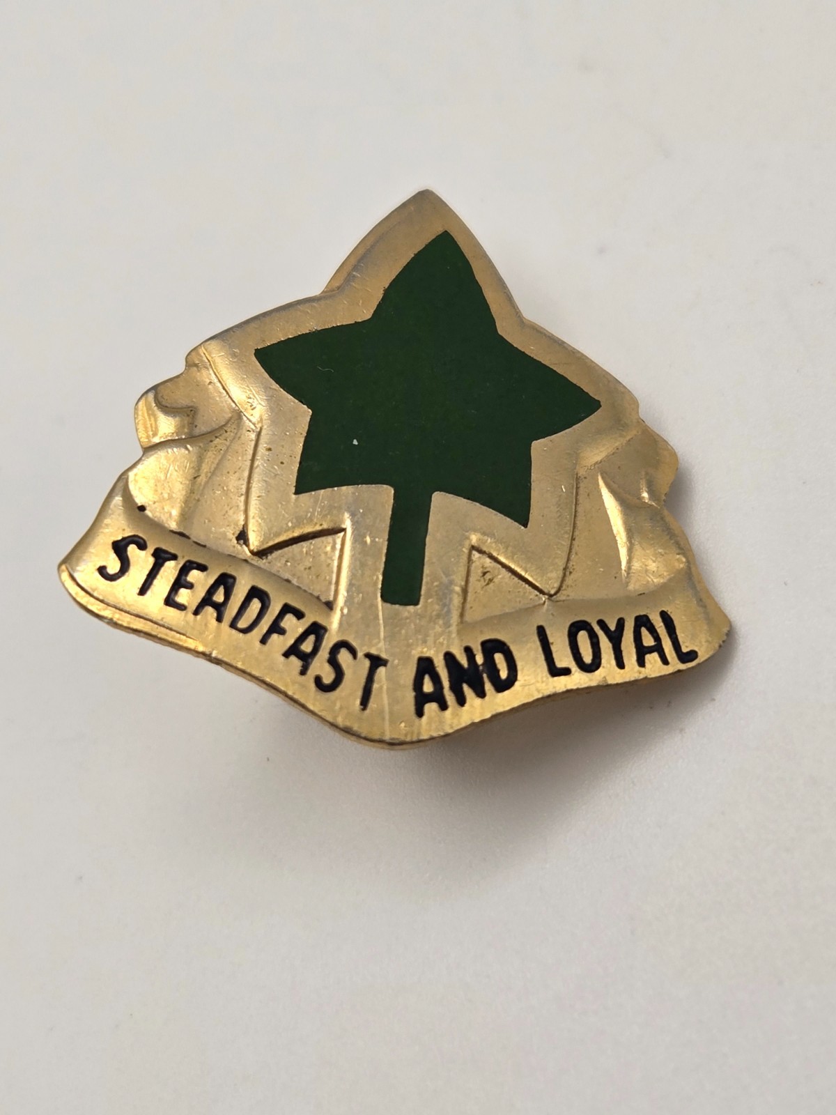 Vintage Army DUI Pin "Steadfast and Loyal" 4th Infantry Division