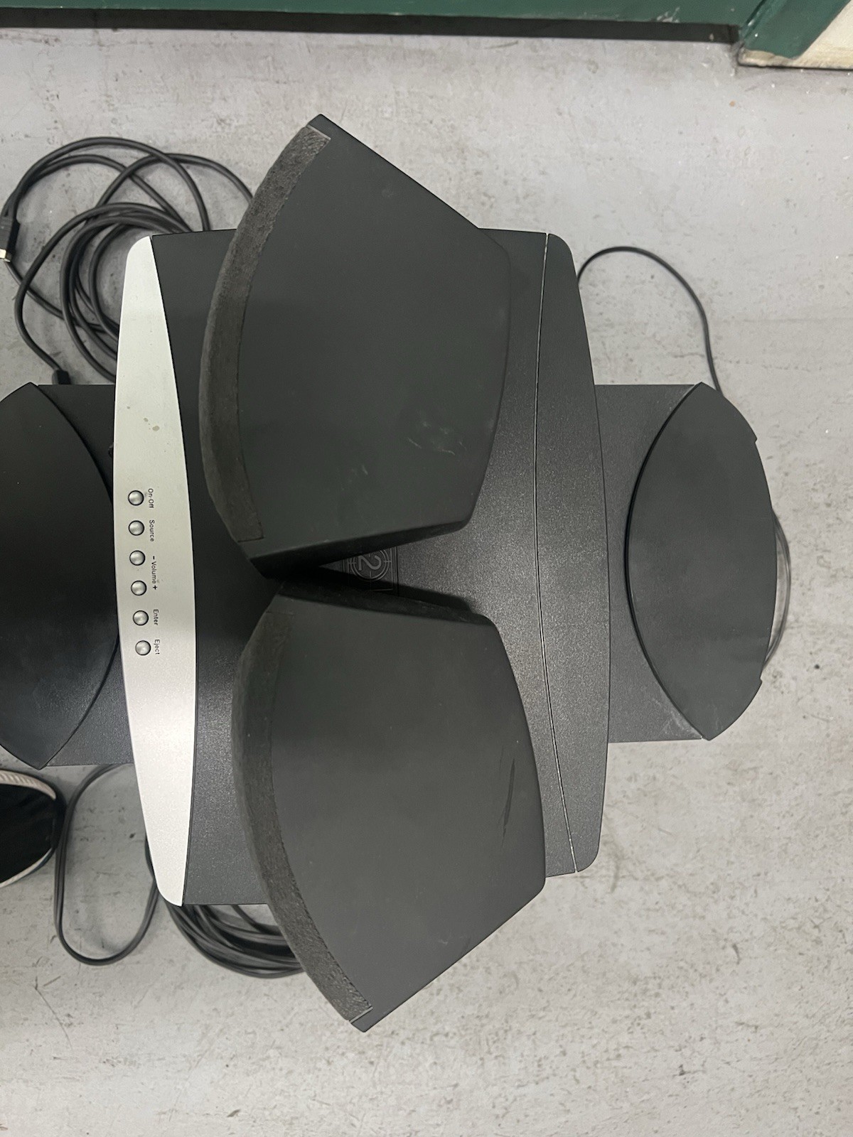 BOSE AV3-2-1 II Media Center PS3-2-1 II Powered Speaker System Bundle No Remote