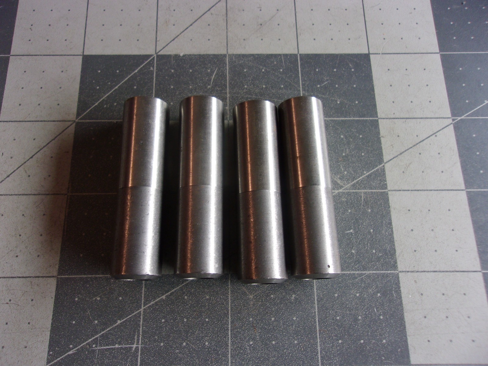 Clevite 217-3944 (4) Valve Guides Allis-Chalmers G153 G230 G262 Buda 4G153