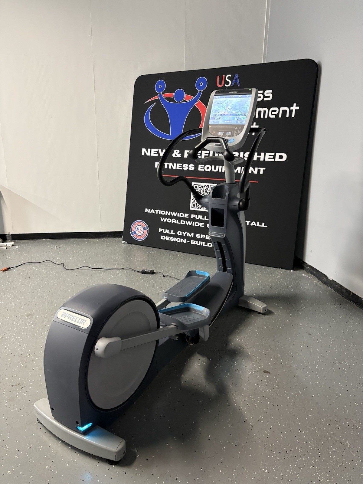 Precor EFX 883 Lower Body Elliptical P80