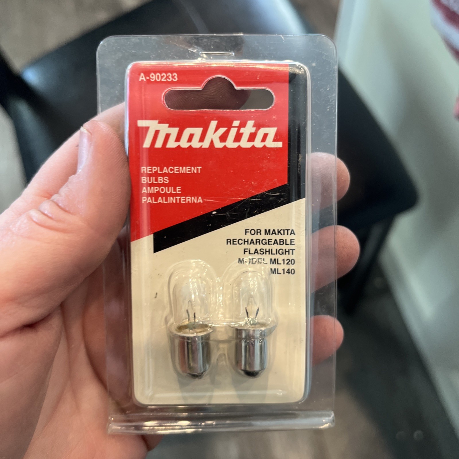 Makita A-90233 Replacement Bulbs for Rechargeable Flashlight