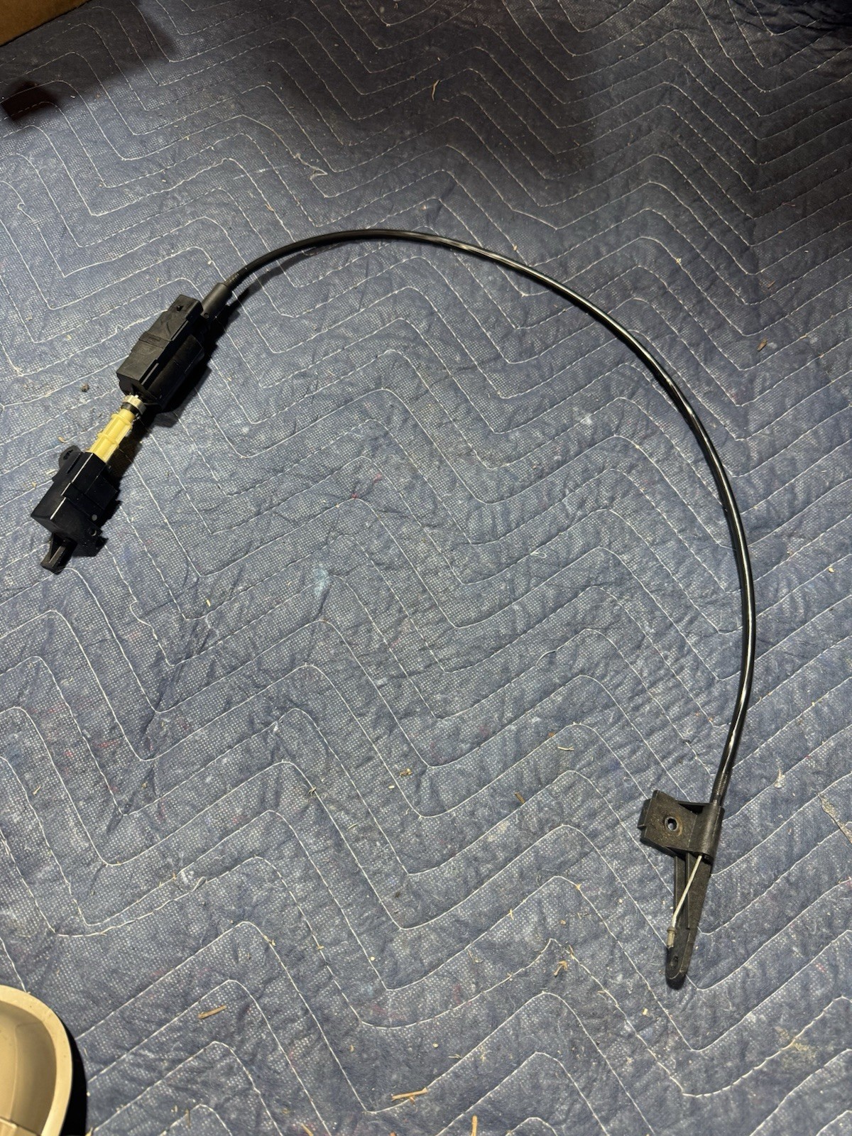 1999-2004 Ford Mustang Automatic Gear Shifter Ignition Interlock Lock Cable