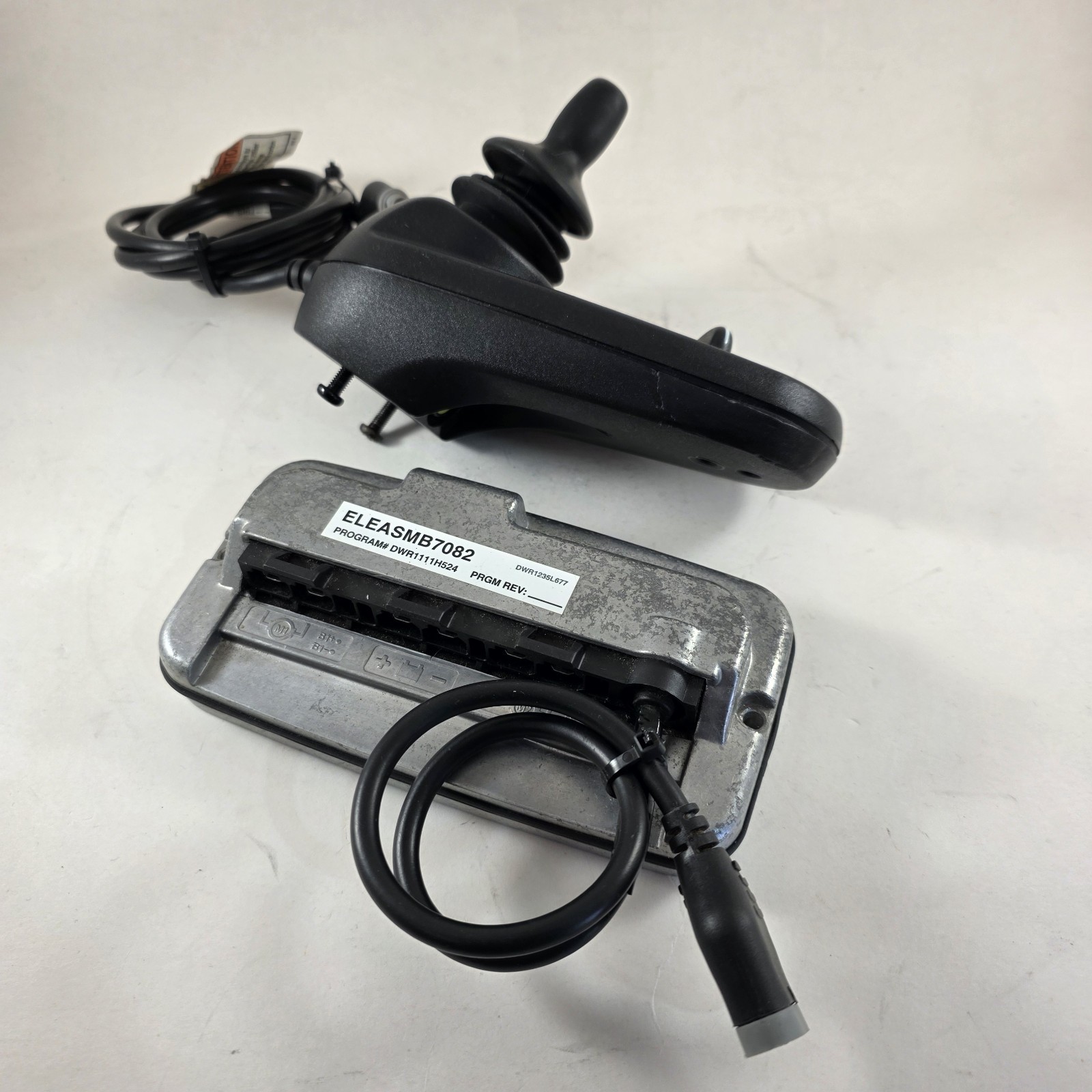PG Drive Joystick D51300.04 PLUS Module Motor Controller D51300.04 POWER CHAIR