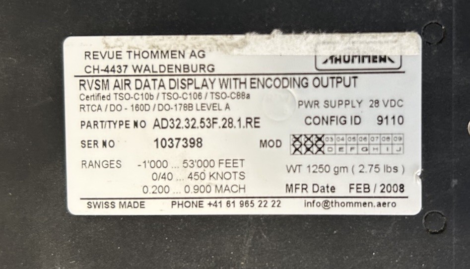 Thommen RVSM Air Data Display with Encoding Output PN - AD32.32.53F.28.1.RE (AR)