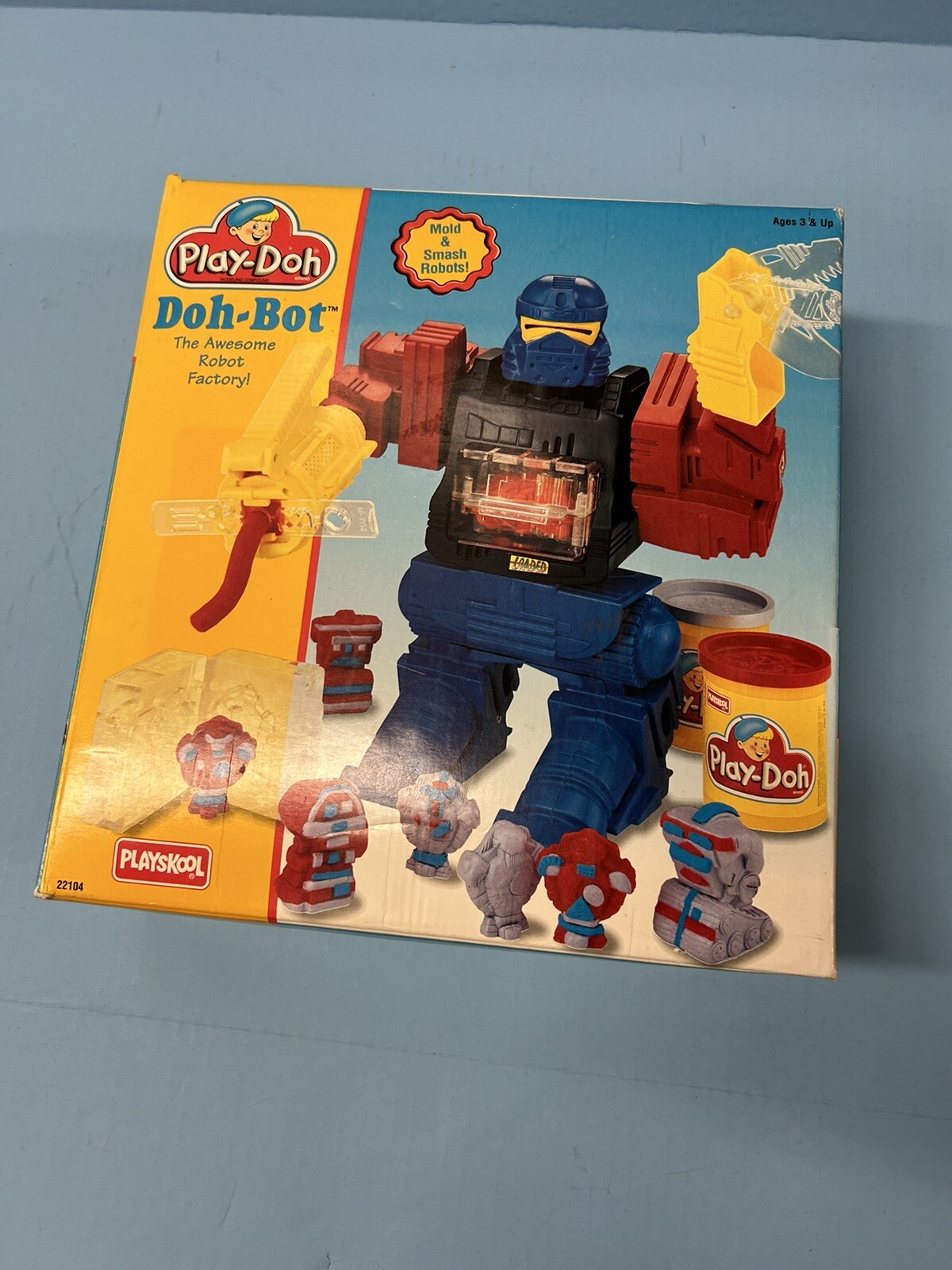 New In Box!!! 1996 Play Doh Transfomer Style Doh Bot! Molds & Smashes Robots!