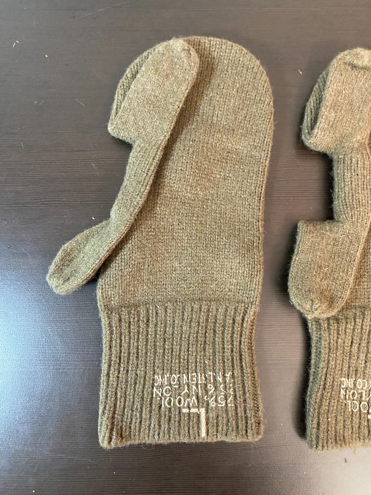 Vintage US Army Trigger Finger Mitten Inserts Size Large Wool / Nylon Unissued