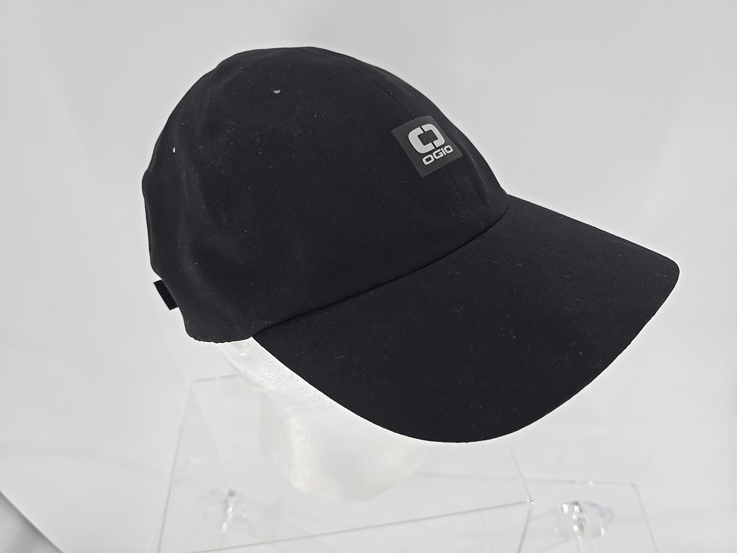 OGIO Shadow Badge Strapback Adjustable Cap - Black - Pre Owned