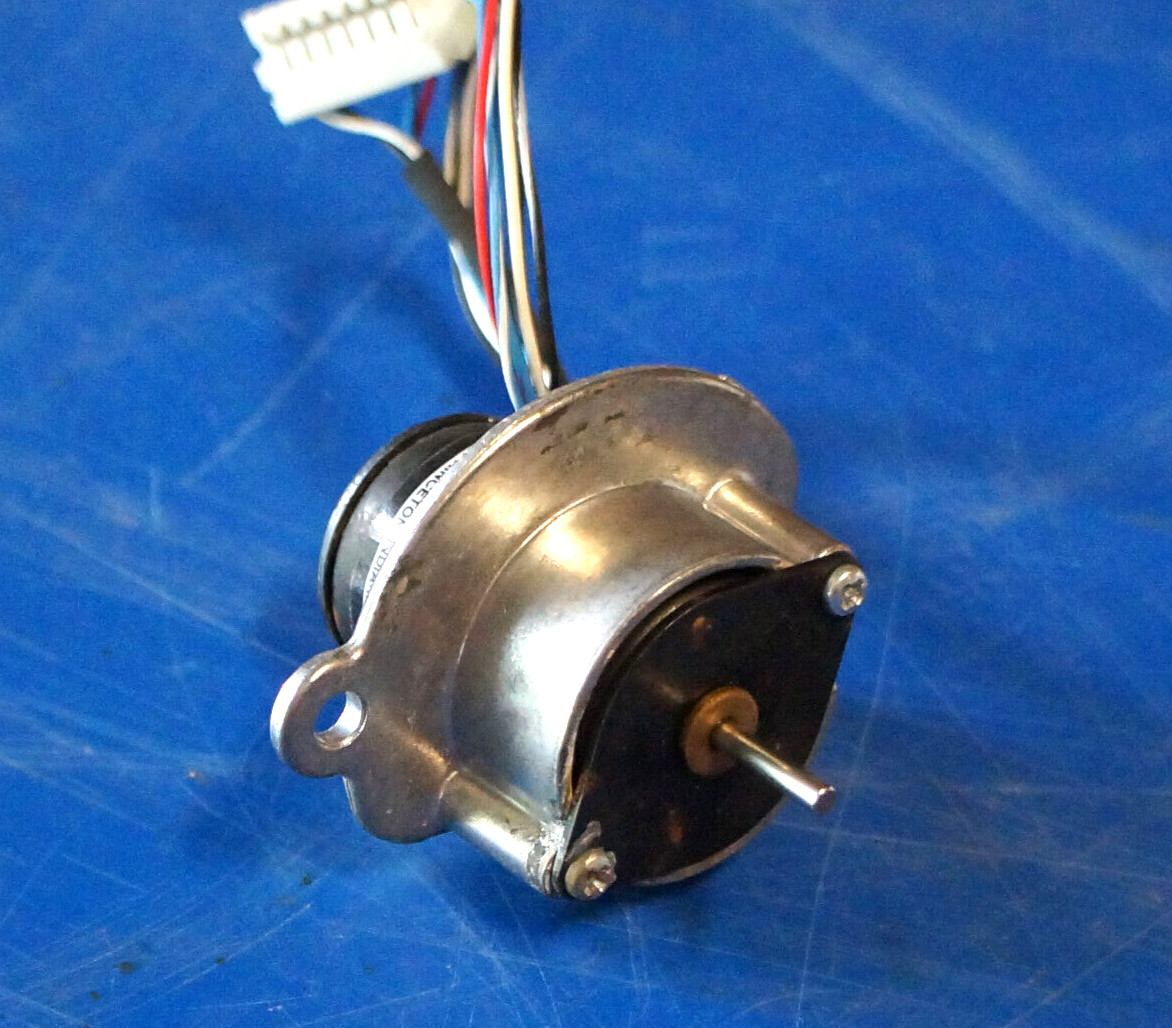 Stepper Motor -BECKMAN DU640 UV Spectrophotometer 517161 HURST SP-3514