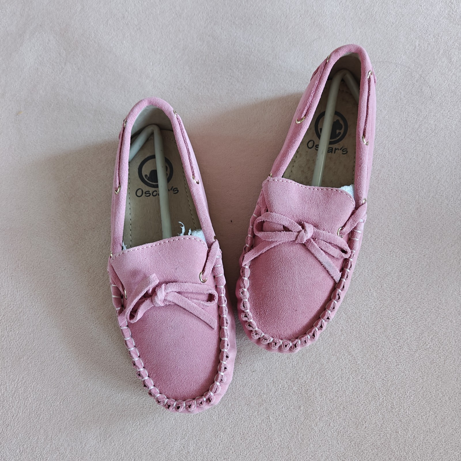 BNWT Oscar's girls kids Pink suede genuine leather loafers with bow detail boho