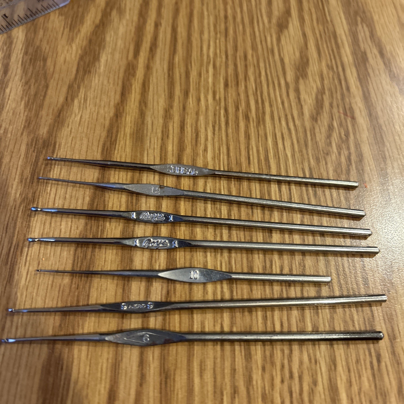 Lot Of 7 Vintage Steel Crochet Hooks Assorted Sizes