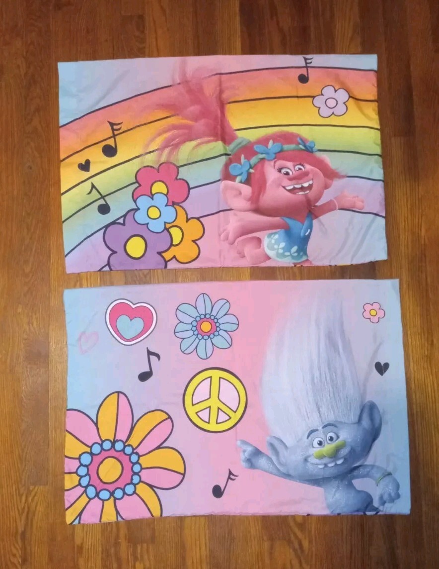 Dreamworks TROLLS Pillowcases (2) 2018 Double Sided • Standard POPPY & BRANCH