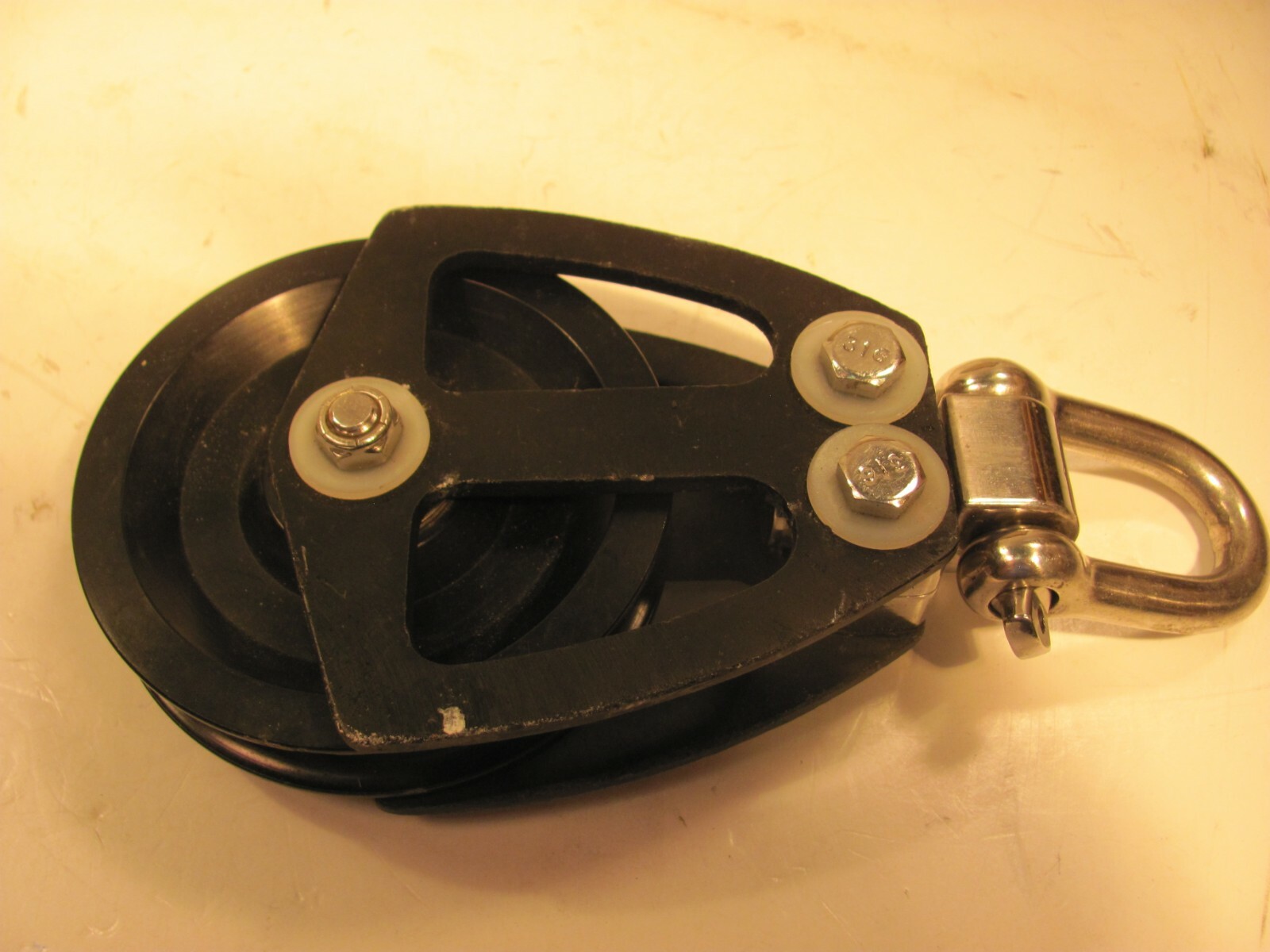 HARKEN ??  100mm  SINGLE BLOCK  ALUMINUM  BLOCK 4 " sheave OLD STYLE