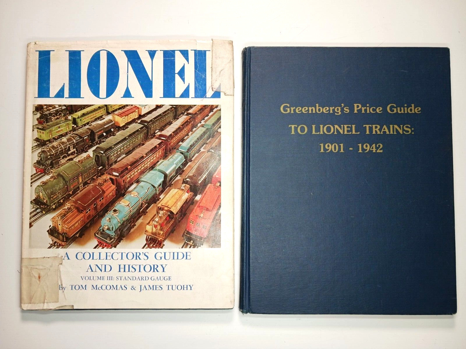 2 Hardcover Lionel Trains Greenbergs Price Guide 1979 and Collectors Guide 1978