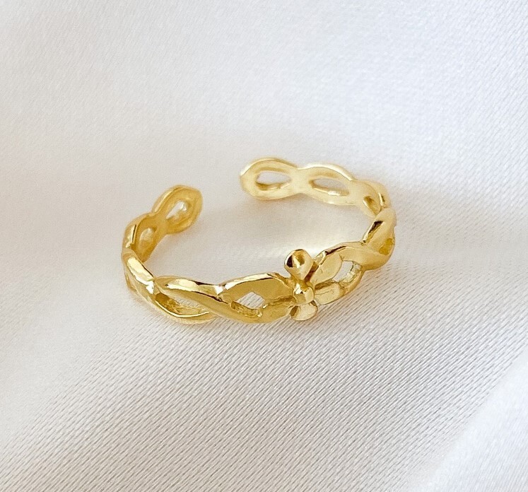 Women's Solid Metal Adjustable Flower Toe Ring 14k Yellow Gold Plated Silver