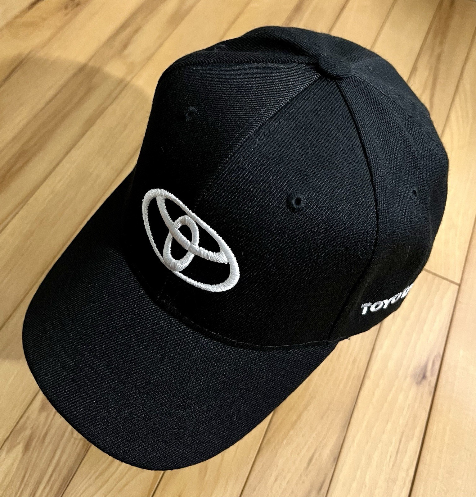Auto-Car Toyota Symbol Black Baseball Cap. ***A cost-effective hat & gift!