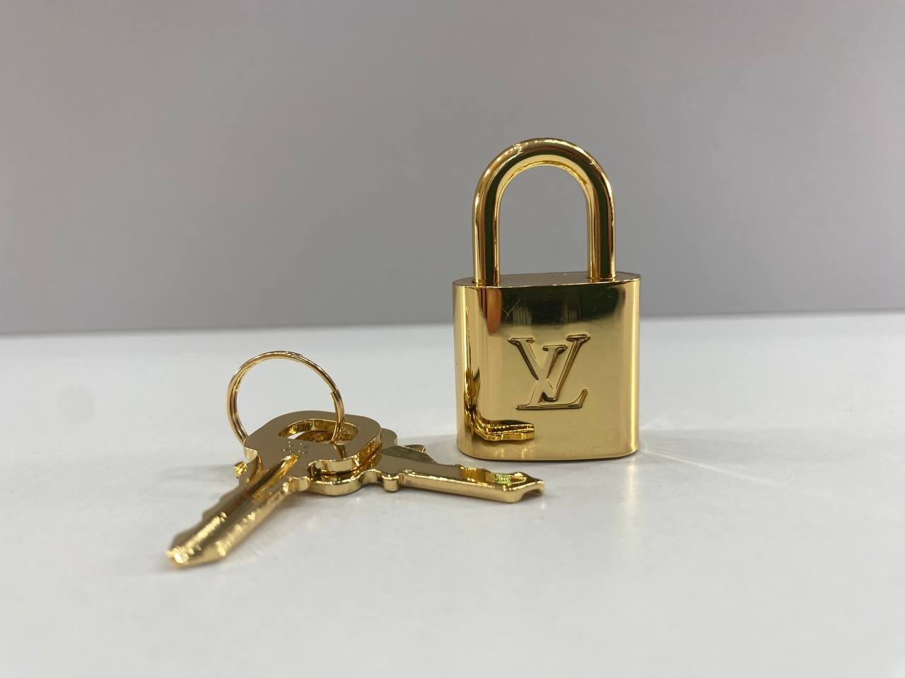 Louis Vuitton PadLock Lock 2 Key Gold brass Number 315 Authentic