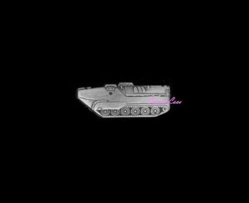 LAV Amph Assault + a custom promo pin