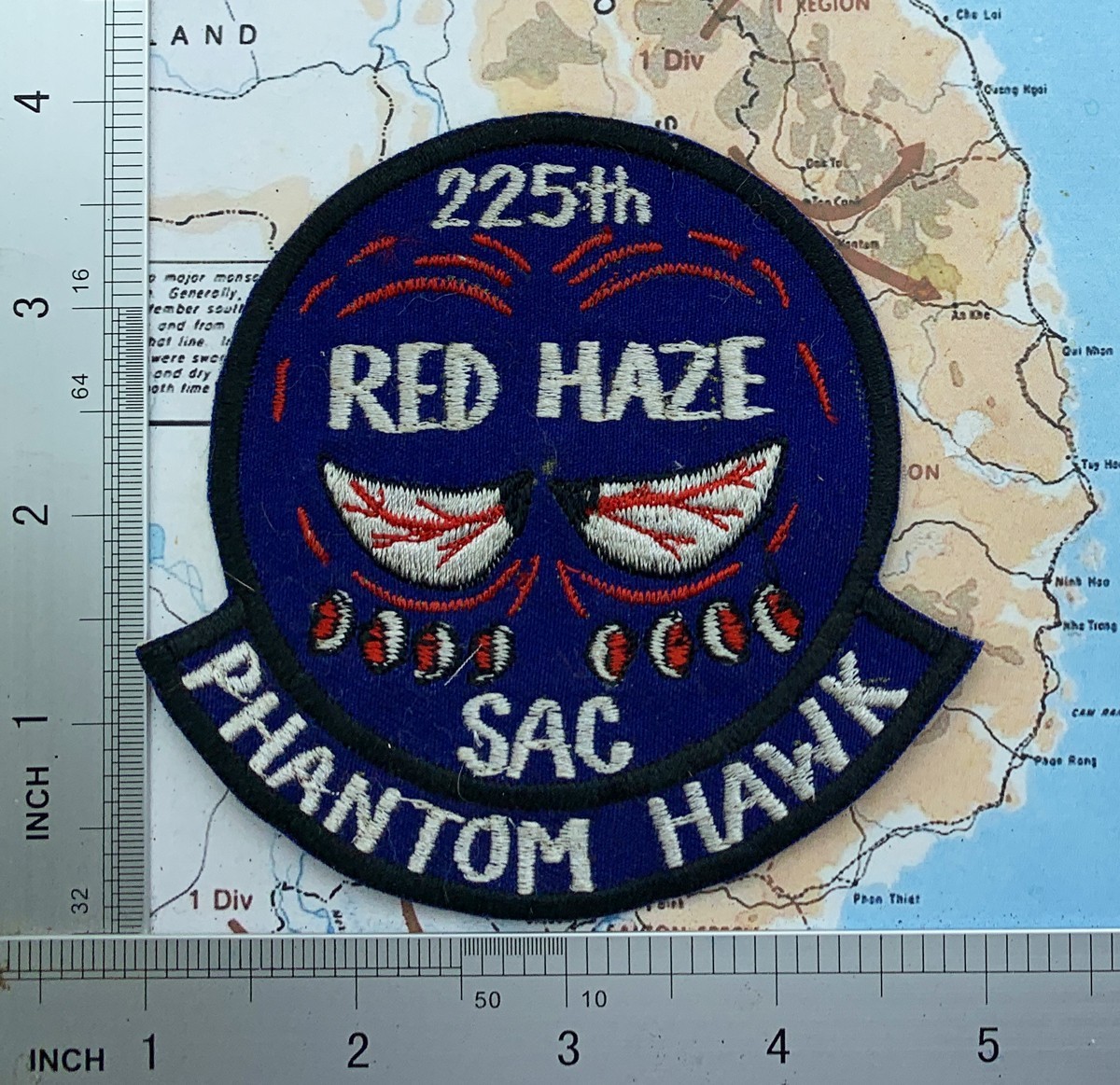 patch , US Army 225 Aviation Company Red Haze Pocket Patch , t11-11