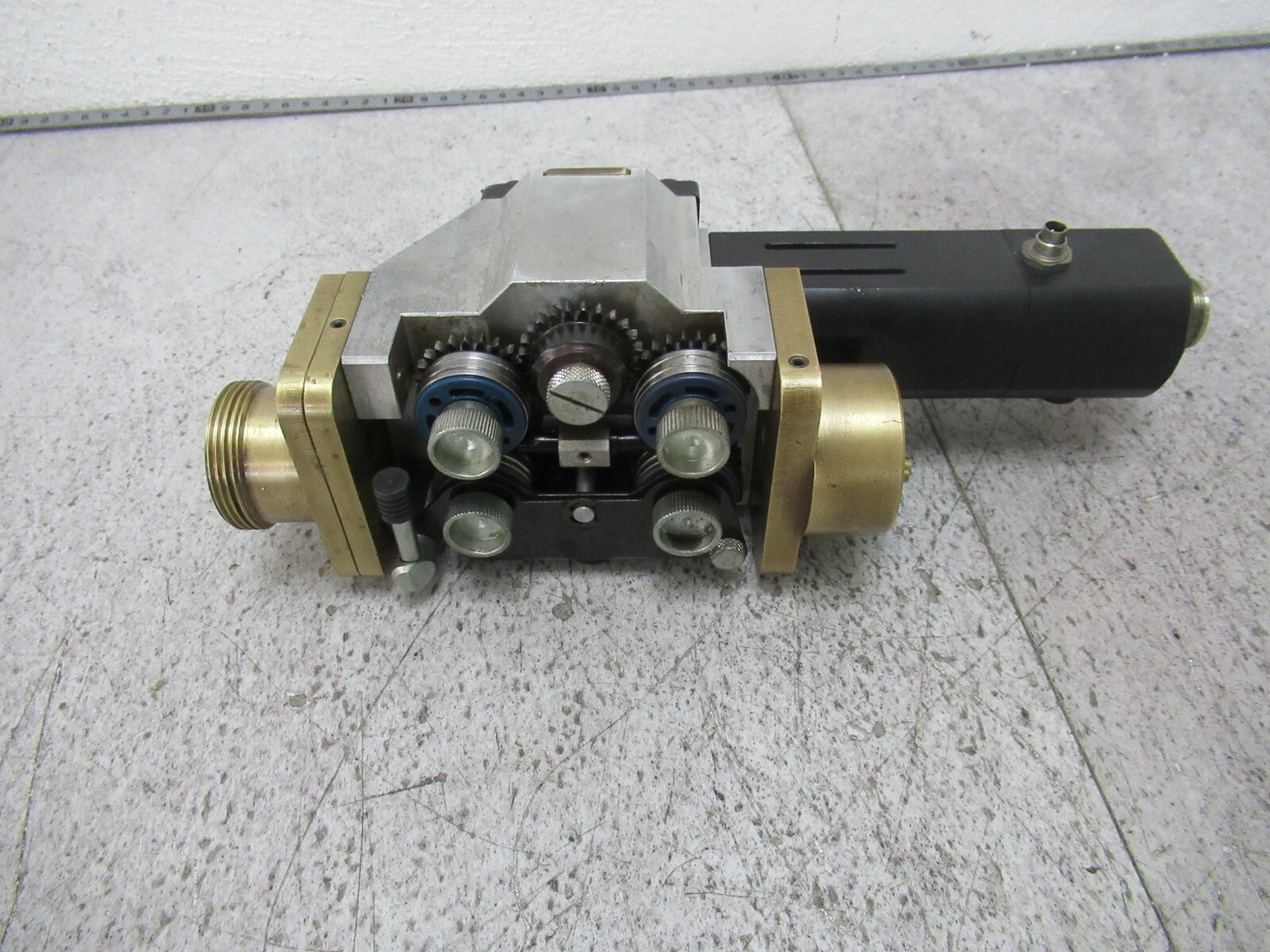 Abicor Binzel VTS-MF Wire Feed Device Robot Peripheral