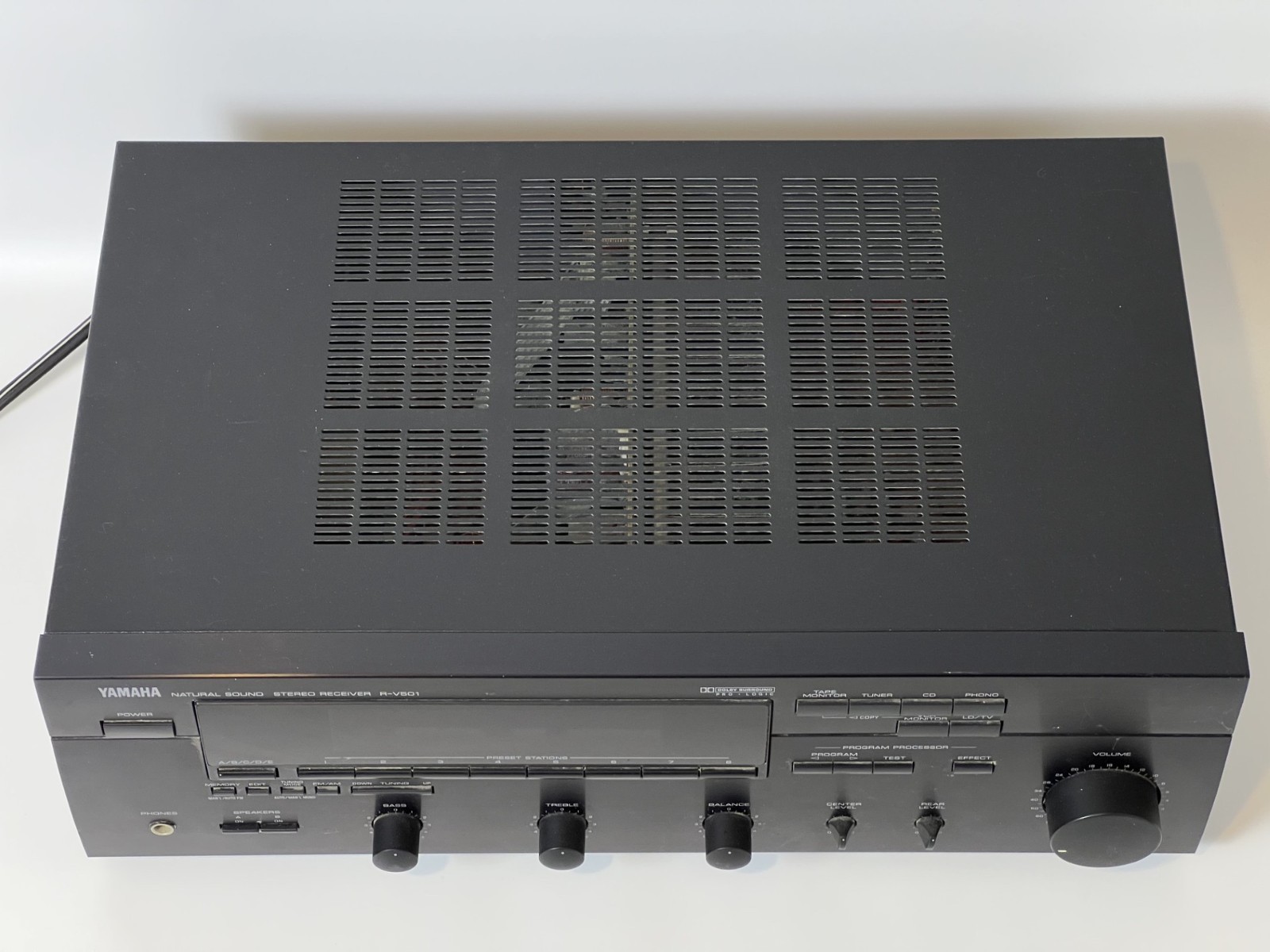 Yamaha R-V501 Natural Sound Amplifier / Stereo Receiver Dolby Pro Logic - Tested