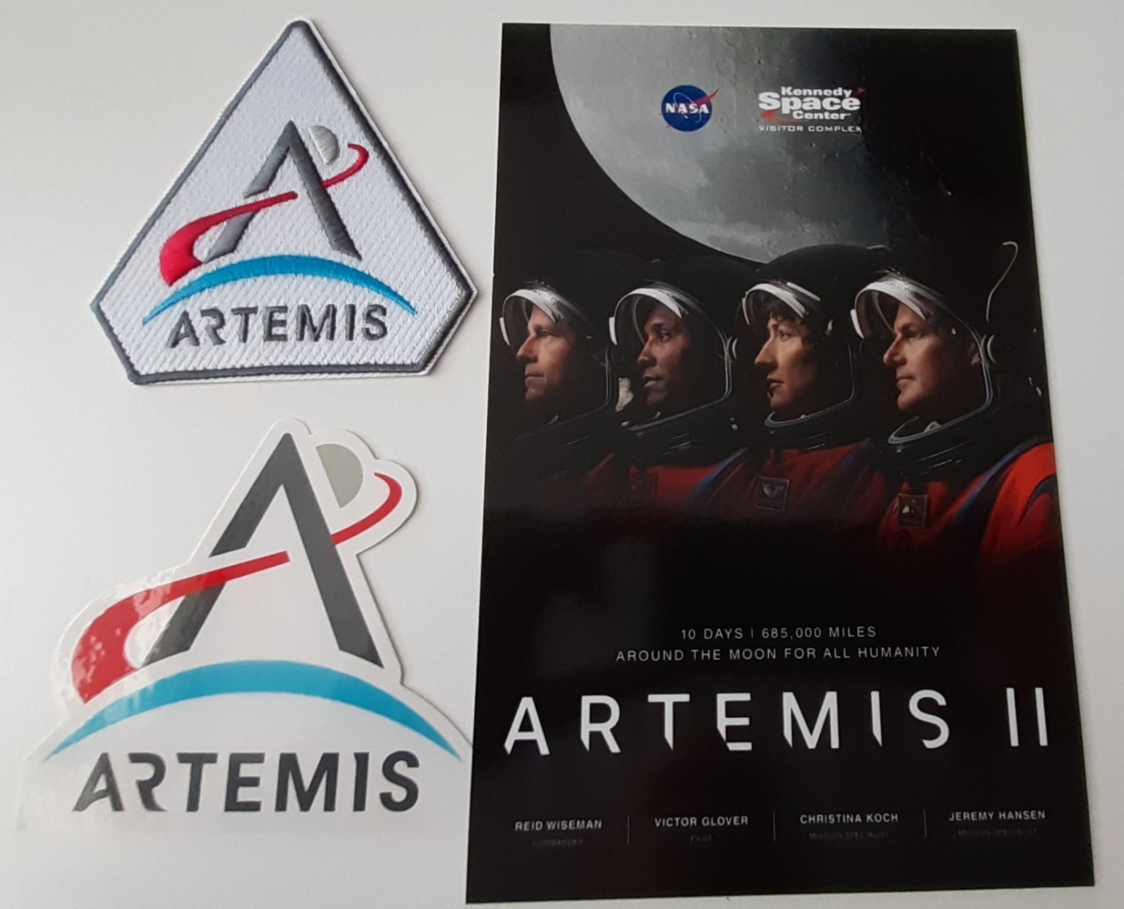 NASA ARTEMIS - II  moon mission crew card patch and sticker