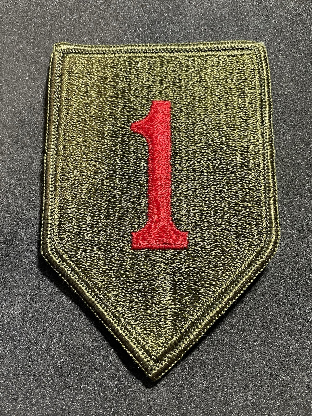 US Army 1st Infantry Division “Big Red One” Patch Insignia Unit #011526-3