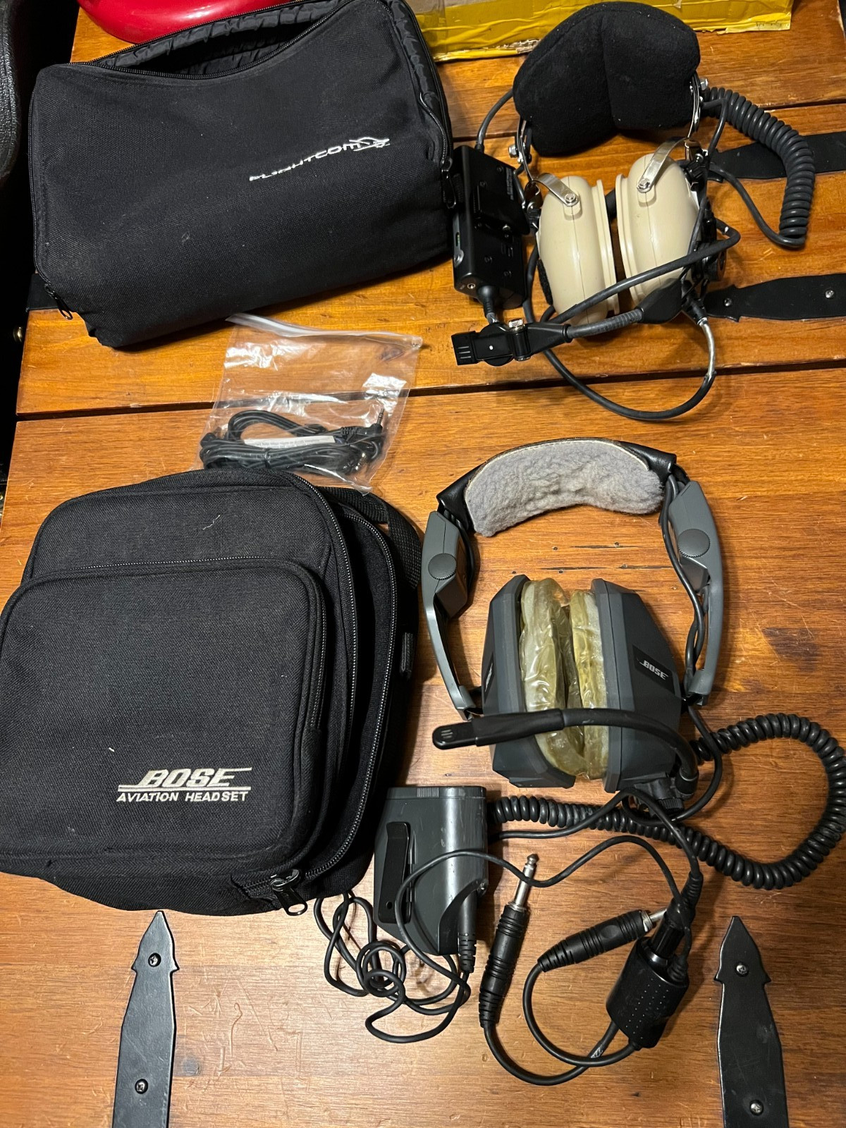 Military aviation headsets Flightcom E-13 and bose AH-TC