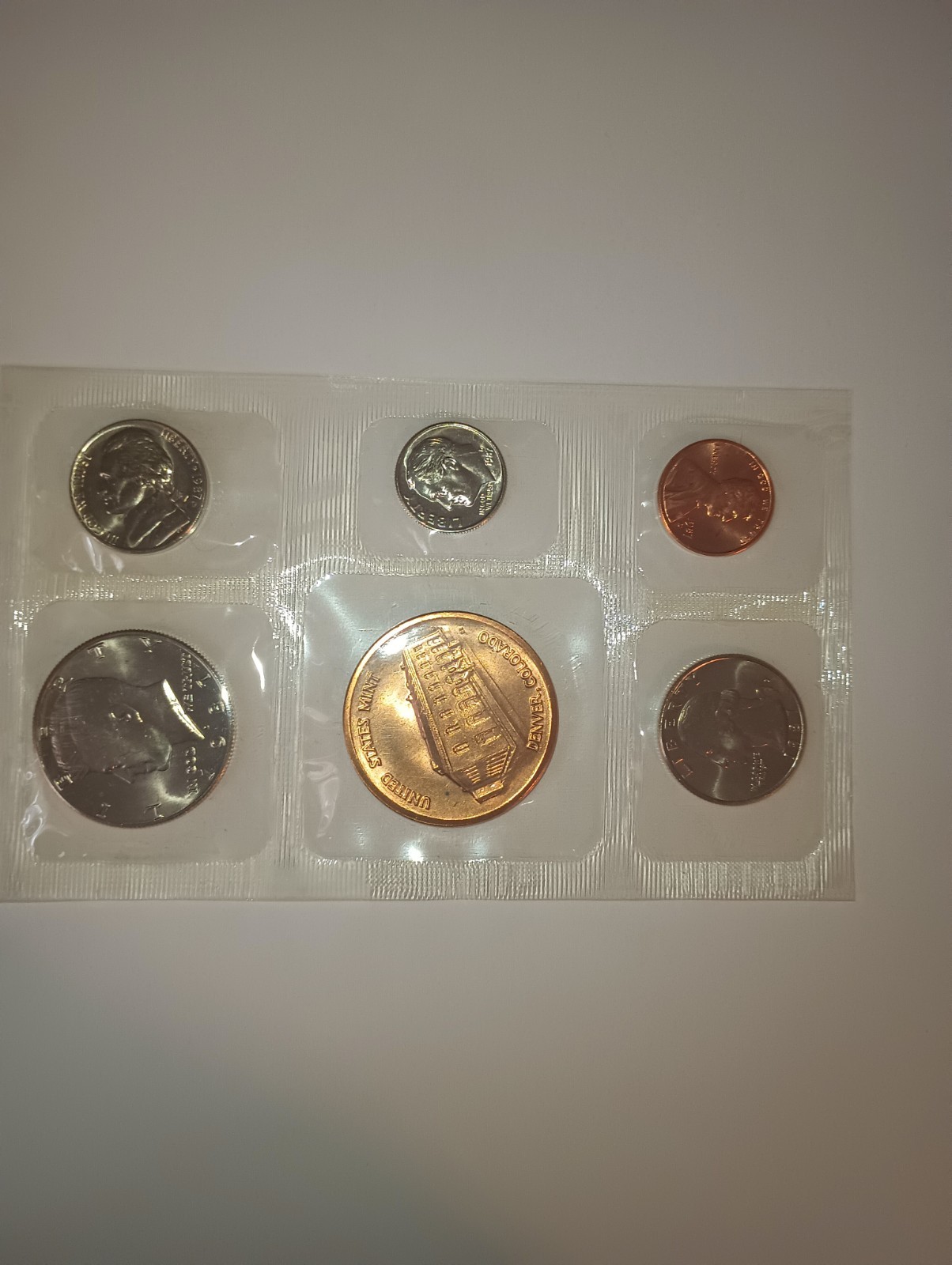 1987 DENVER SOUVENIR MINT SET !
