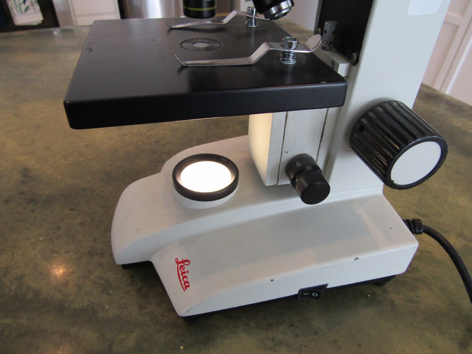 Genuine Leica BF 200 Monocular Compound Built in Illumination Lamp Microscope