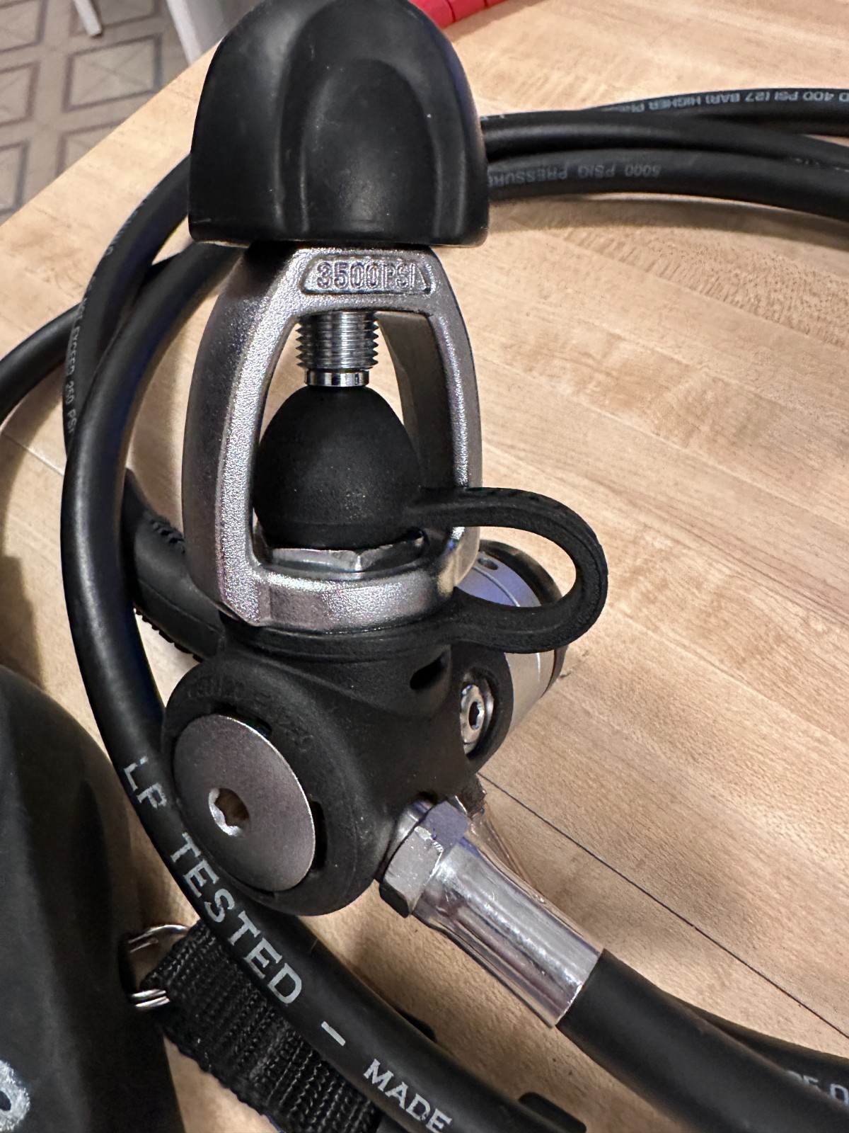 Oceanic GT 3 scuba regulator