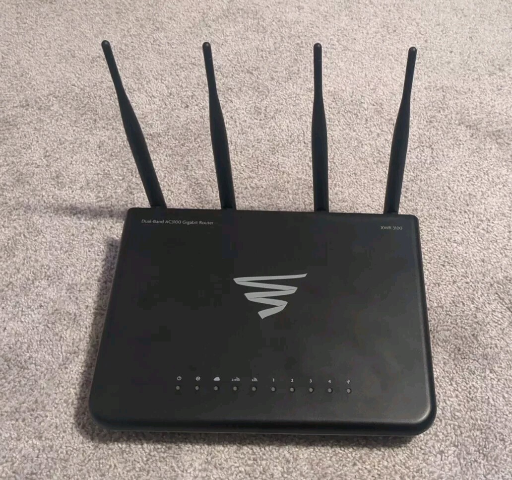 LUXUL Dual-Band AC3100 Gigabit Router (XWR-3100) Tested & Working EPIC 3 + Power