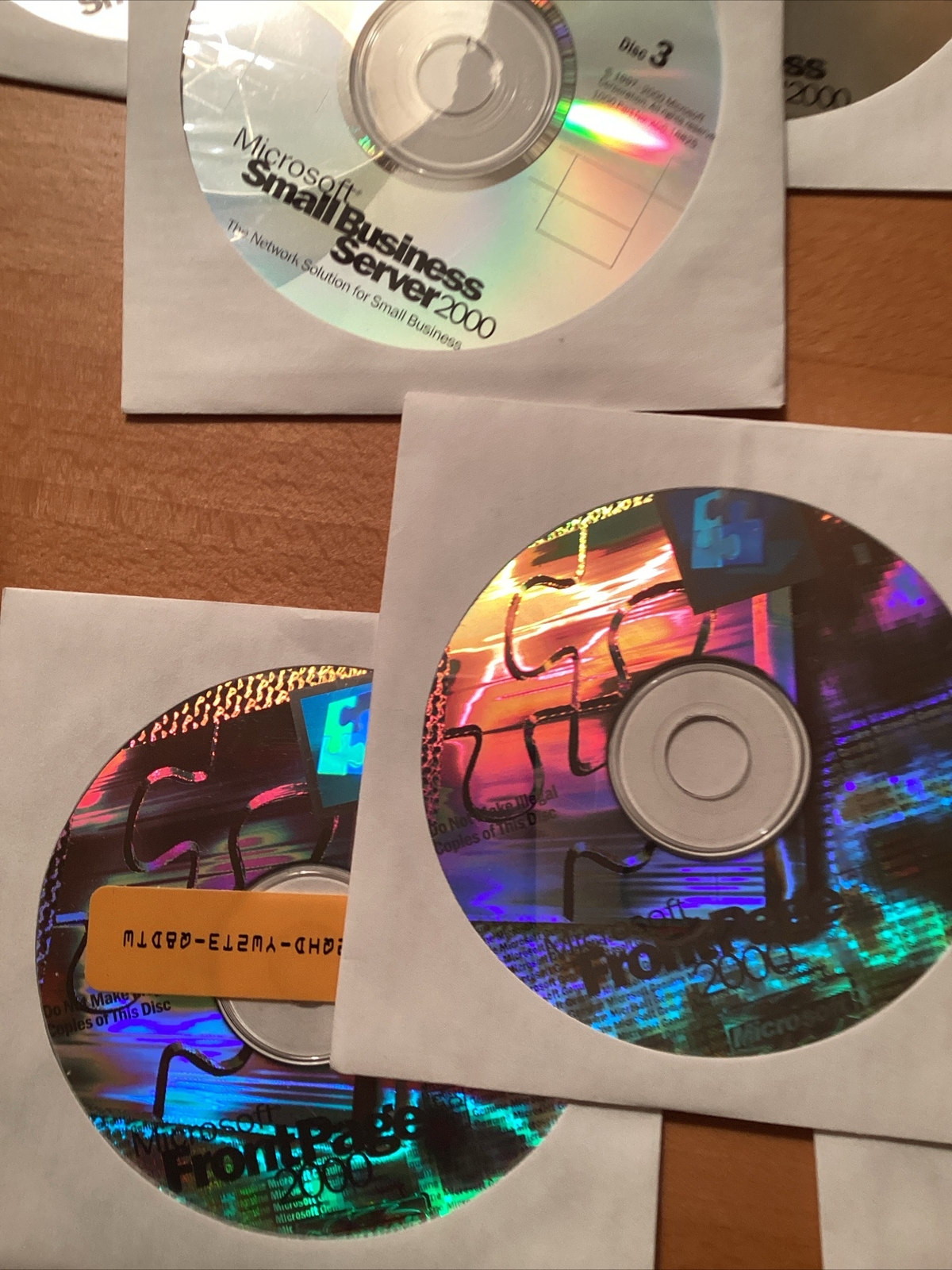BRAND NEW AUTHENTIC Microsoft Small Business Server 2000, More. 6CDs +Keys.