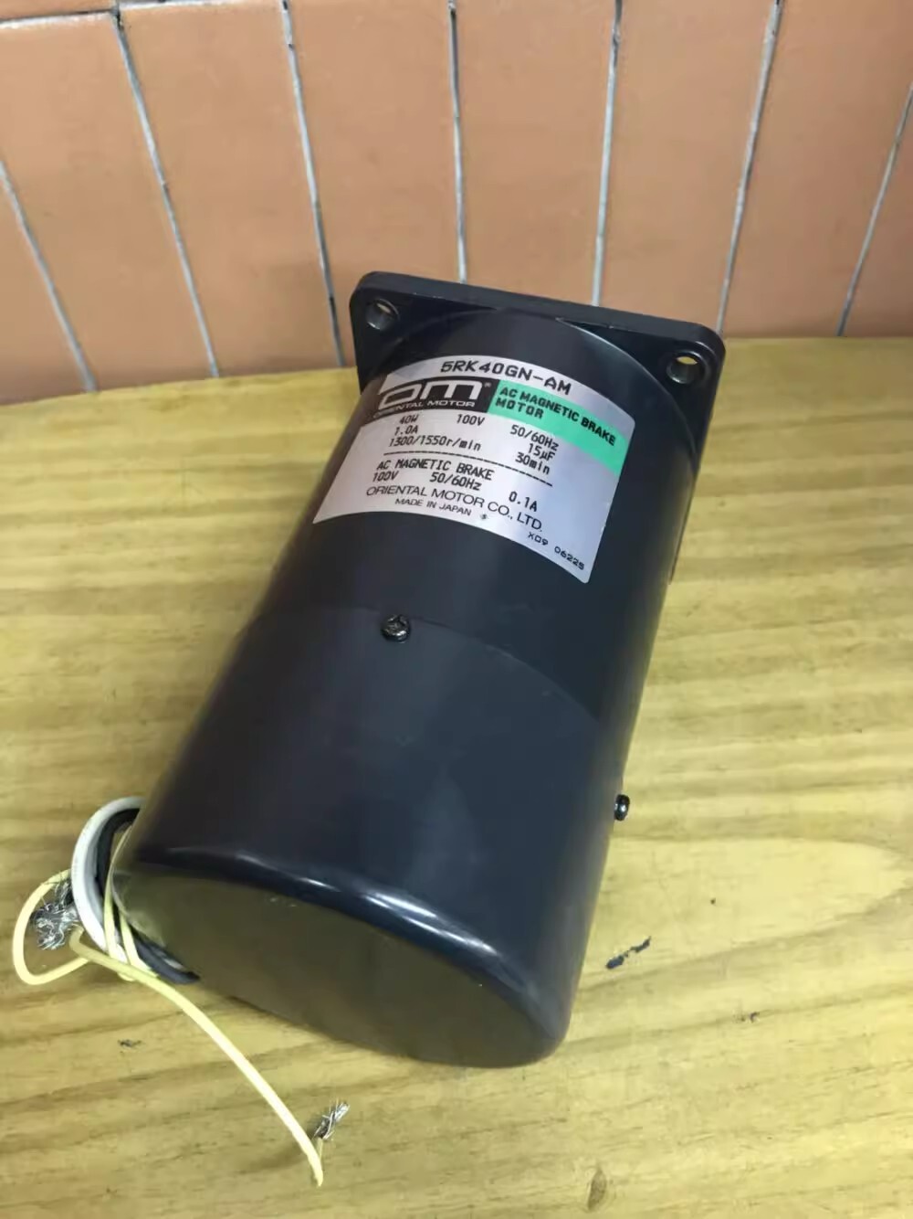 One New Oriental motor 5RK40GN-AM Motor 5RK40GNAM Expedited Shipping