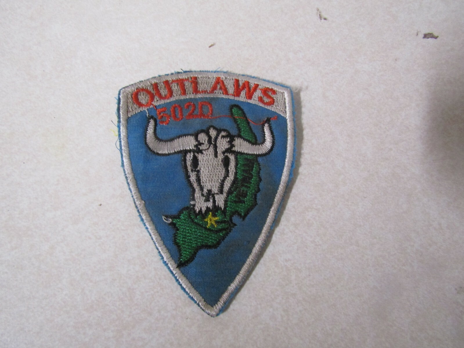 MILITARY PATCH OLD VIETNAM ERA OUTLAWS 5020