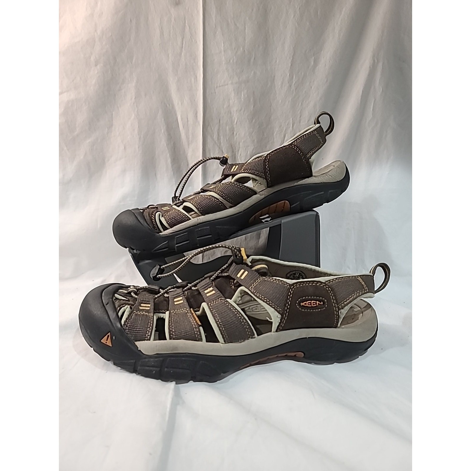 KEEN Men's Newport H2 Hiking/Water Sandal Java/Golden Yellow Size 13 0440v Exce
