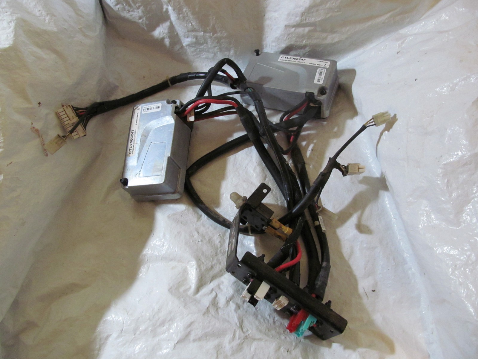 2 DR50-B01  CTL2000247 & Wiring From Pride Zero Turn 10/ZT10 Scooter/Wheelchair
