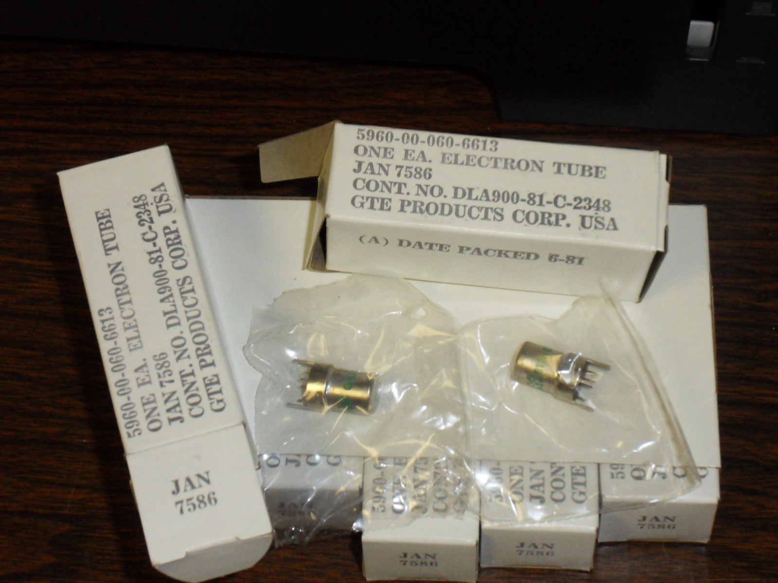 10 each 7586 Tubes JAN SYLVANIA NOS Nuvistor Microphone Vacuum Tube lot of 10