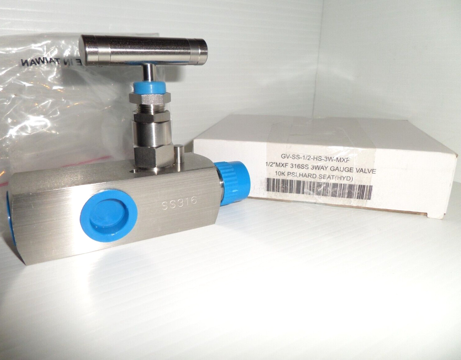⭐NEW IN BOX⭐PIC GV-SS-1/2-HS-3W-MXF 1/2" MXF 316SS 3-Way 10,000 PSI GAUGE VALVE