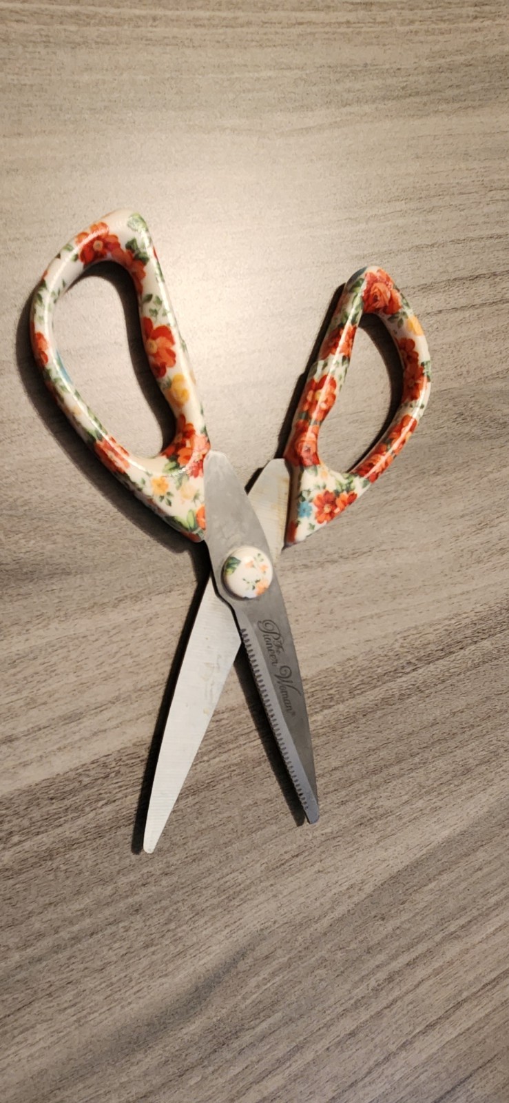 Pioneer Woman 5 Inch Scissors Stainless Steel Floral Pattern