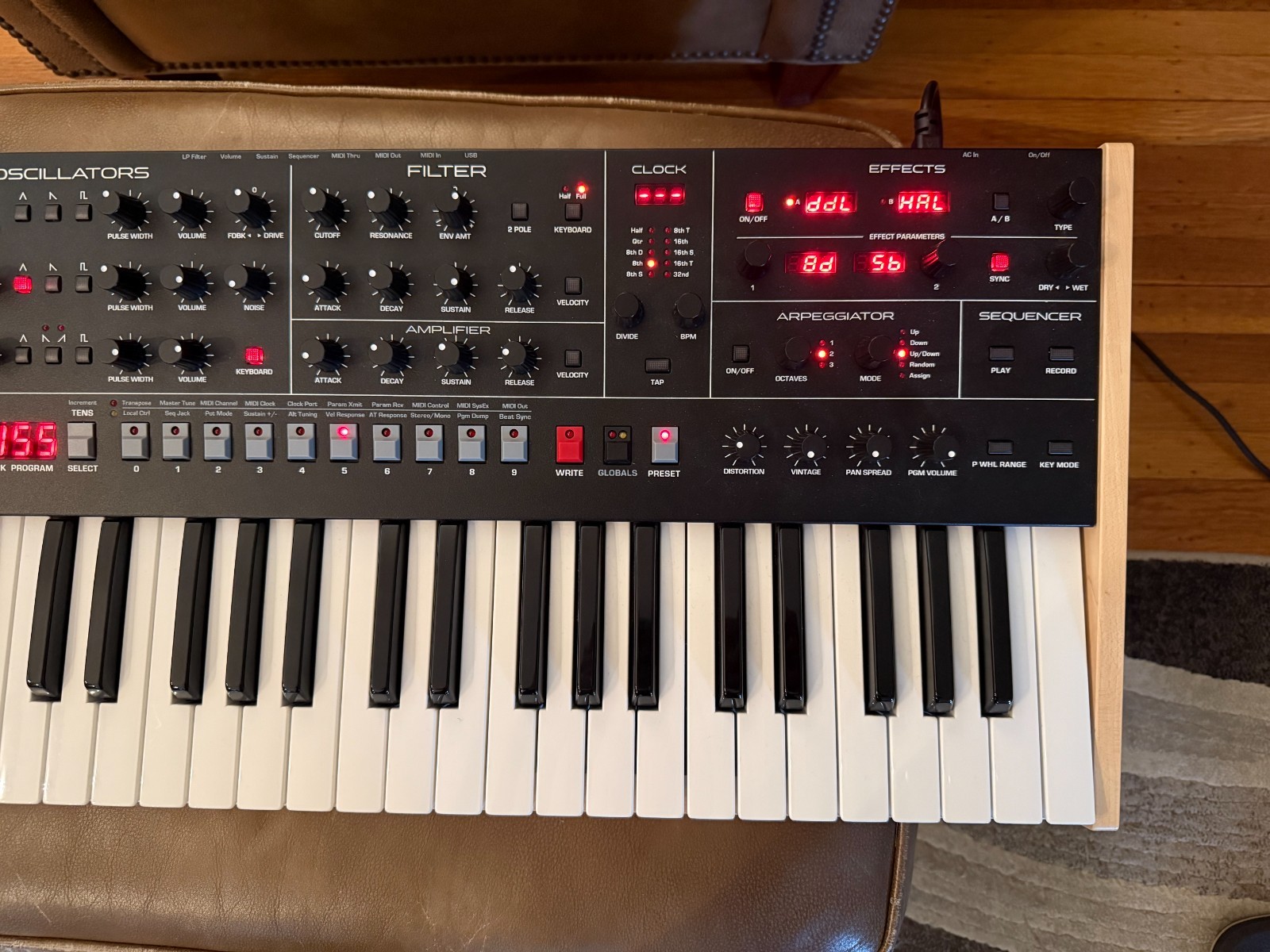 Sequential Trigon-6 - 6-Voice Polyphonic Analog Synthesizer - Dave Smith Moog