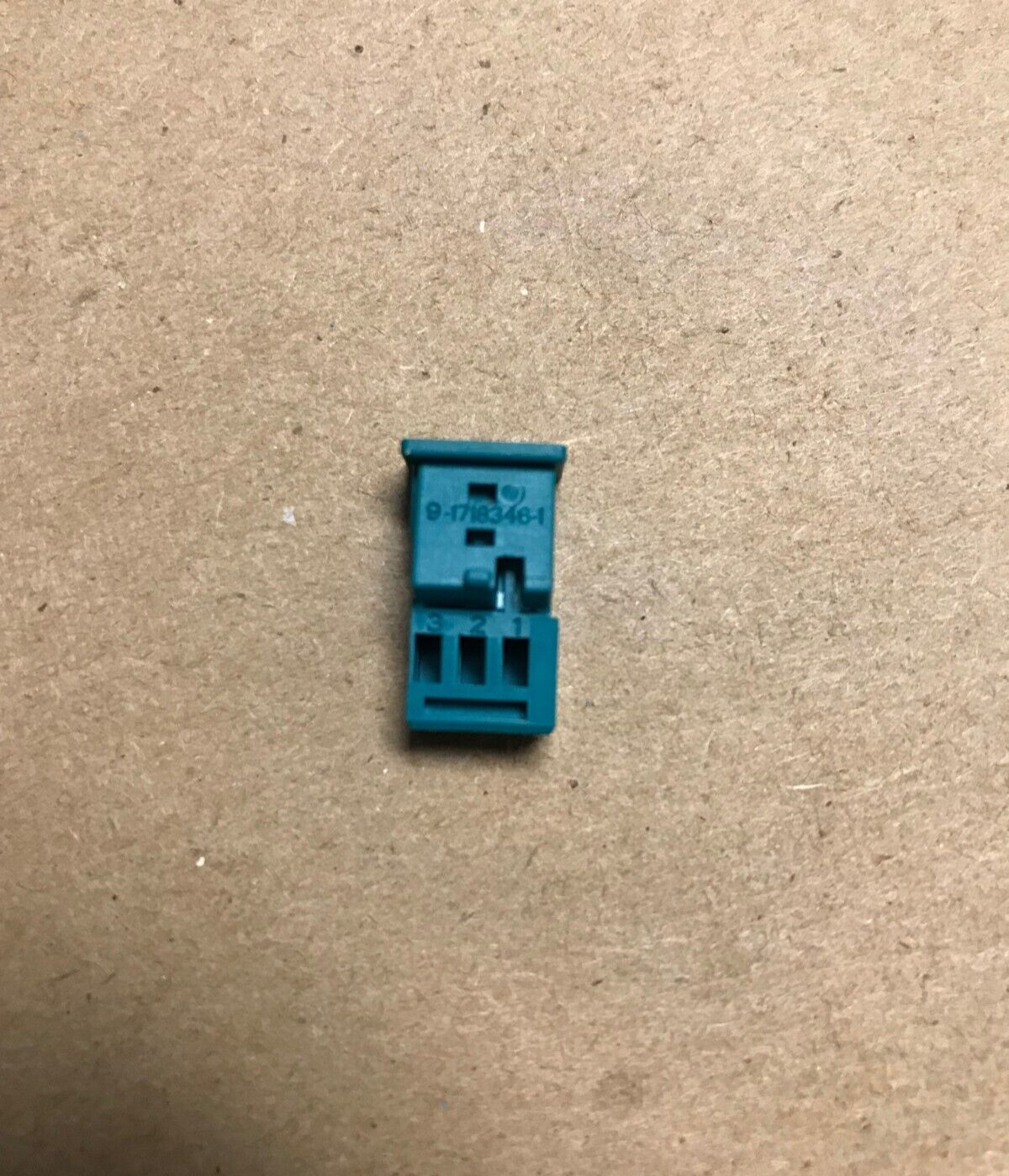 Lot of 10 Pcs TE 9-1718346-1 Connector (3-Way F 0.64 MQS Code Z) - BRAND NEW