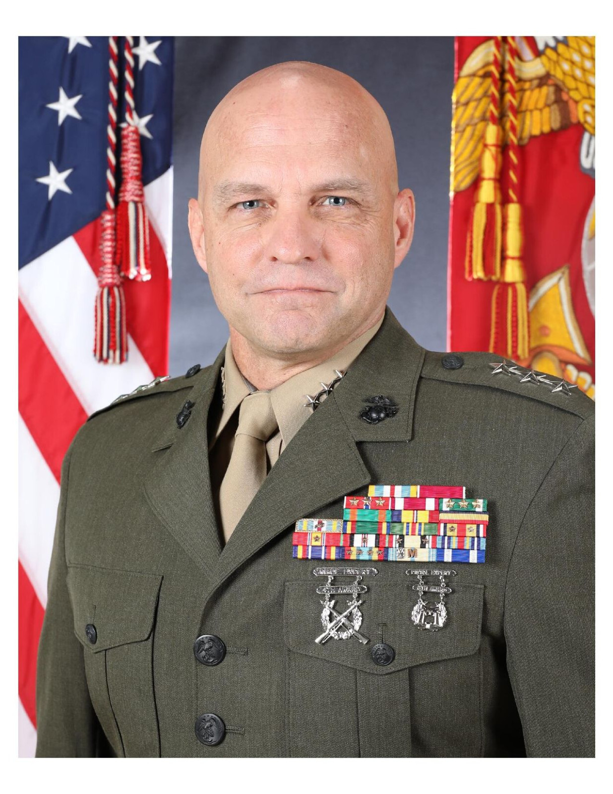 United States Marine General David G. Bellon 8x10 Photo On 8.5" x 11"