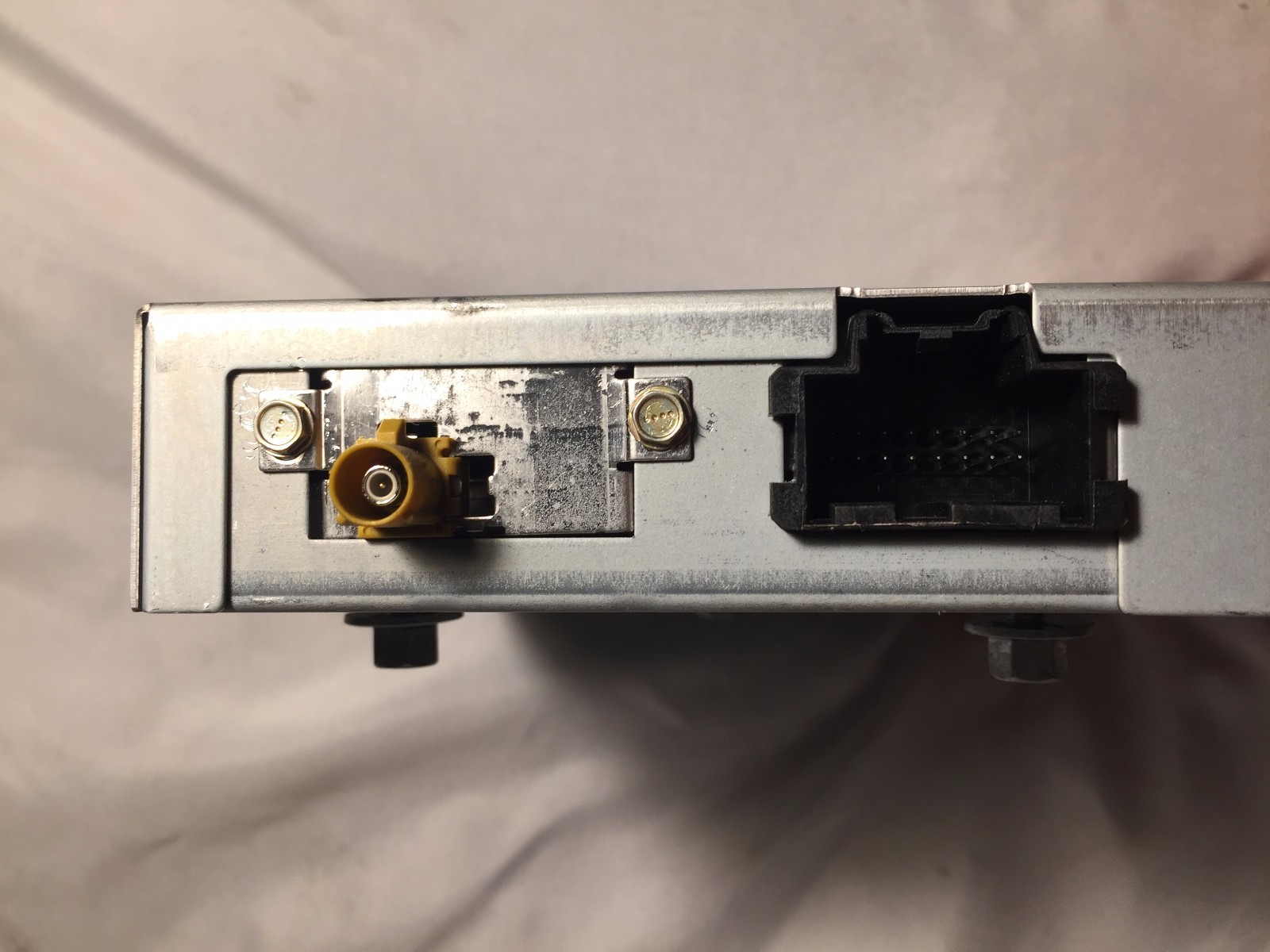 08 Saturn Aura XM Satellite Receiver OEM