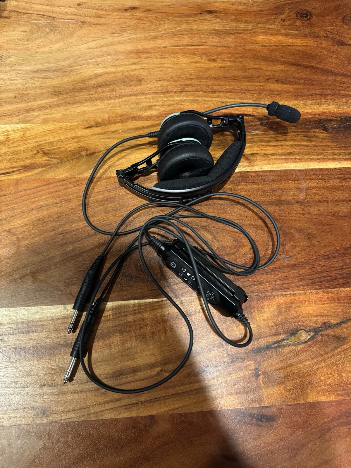 David Clark Pro X2 ANR Bluetooth Dual GA Plug