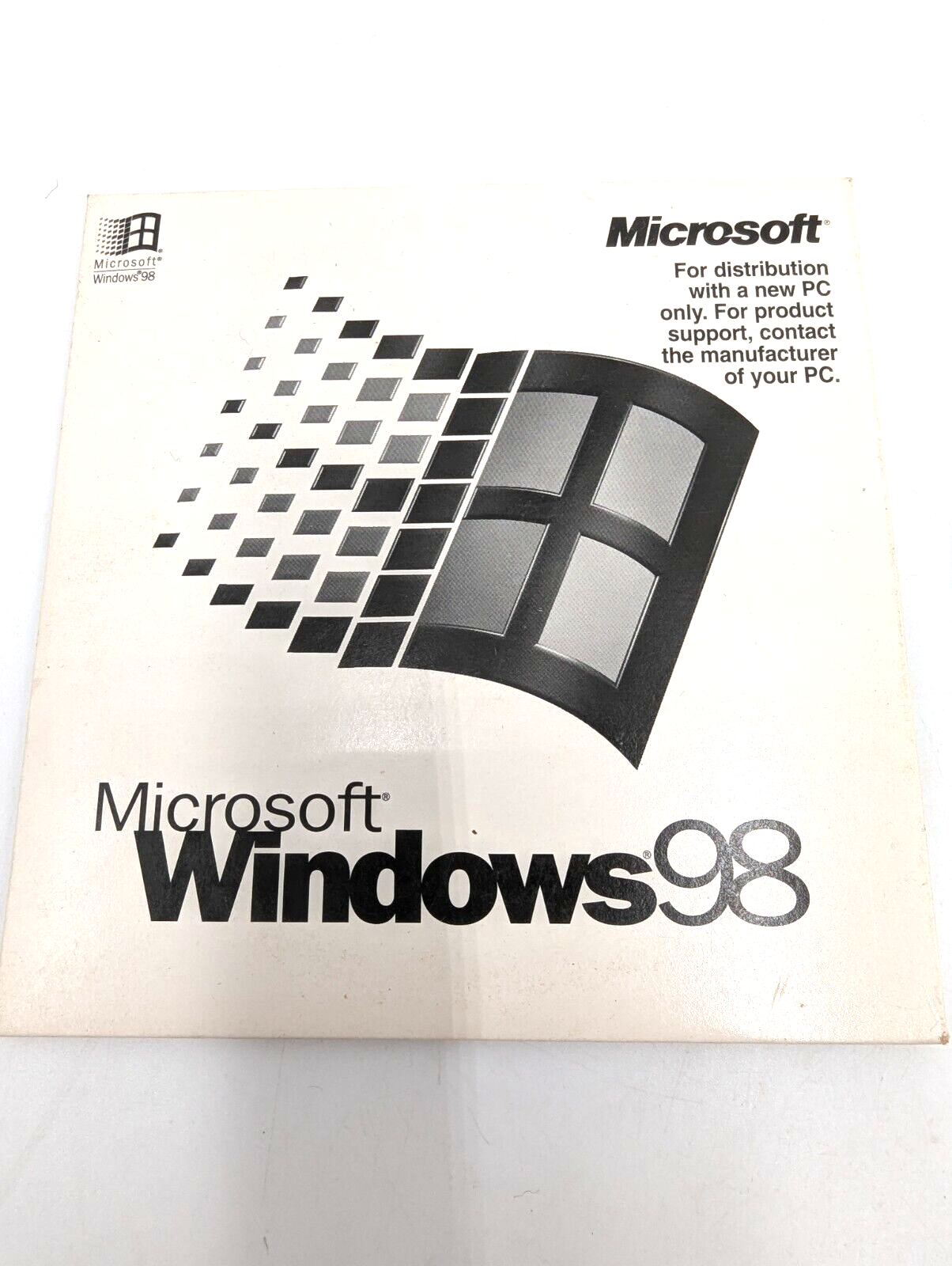 Microsoft Windows 98 CD-ROM CD Disc NO LICENSE KEY X03-36182 Clean Disc