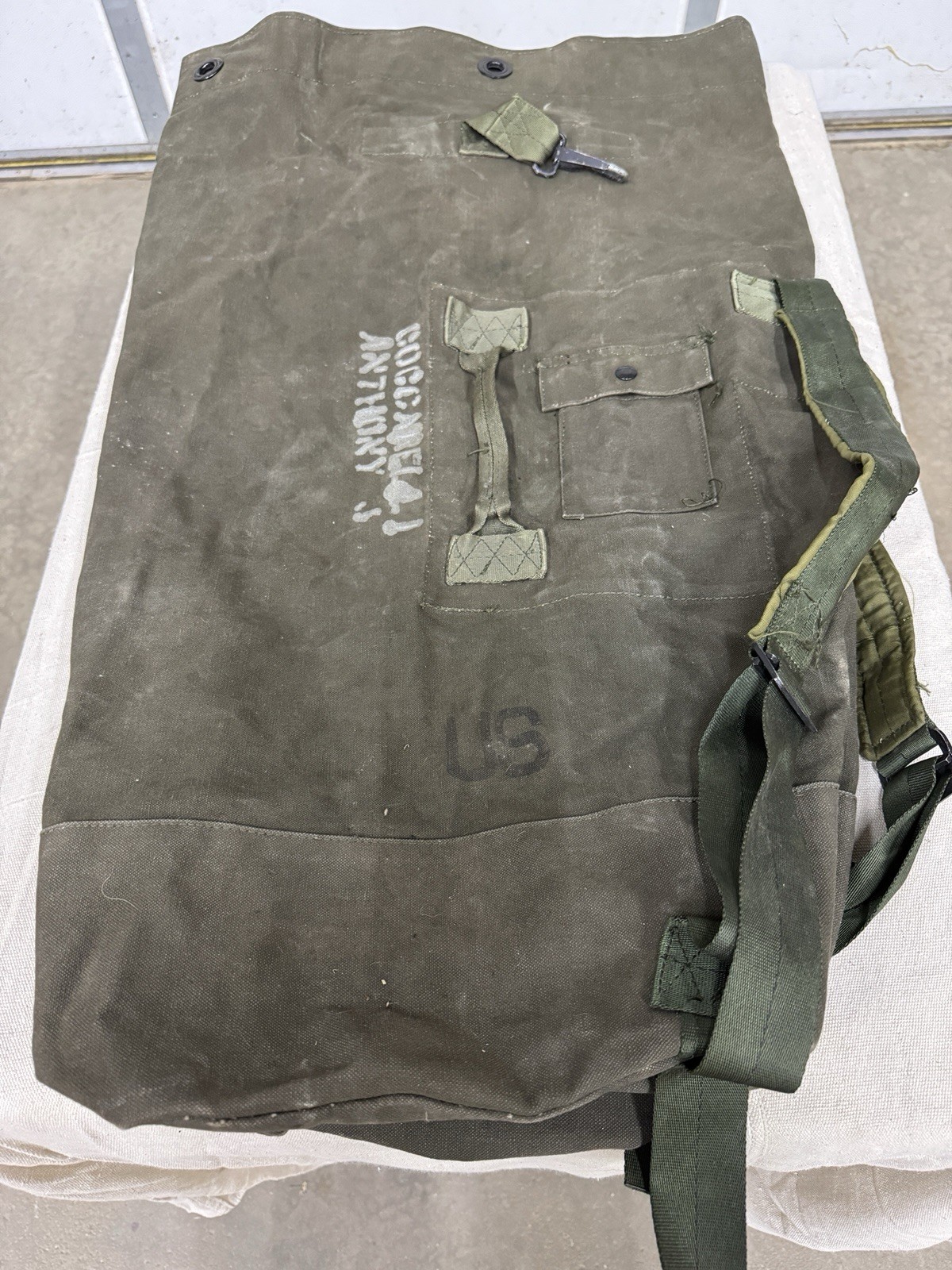 Vintage U.S. Named Olive Green Drab Canvas Duffle Bag  “1982“ Excellent