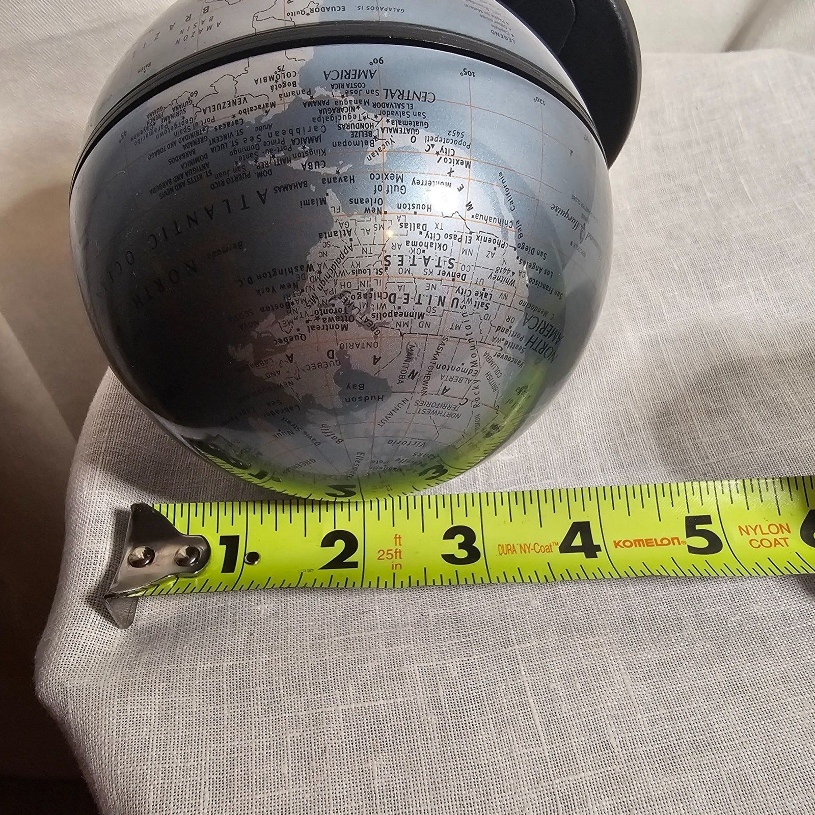 Replogle Small Earth Globe Desk Top Size Spins Revolves Very Detailed 2001