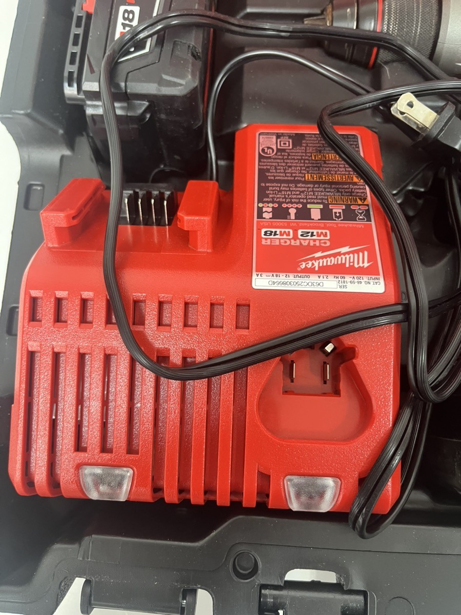 MILWAUKEE TOOLS DRILL 2904-22 (P34009360)