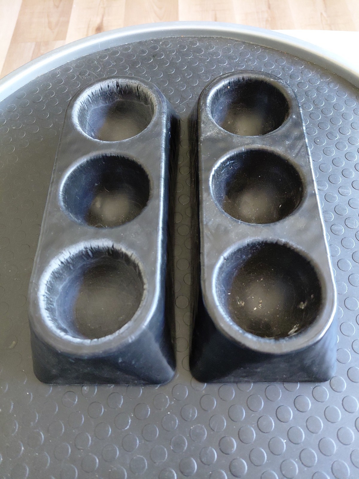 2 Noel Asmar  Spa Treatment Bowls Onyx Color Manicure Pedicure Facial Used